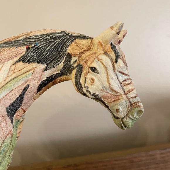 SIGNED Trail Of Painted Ponies  “ Fetish Pony” by Lynn Bean 1E/6287 - Retired - Picture 5 of 11